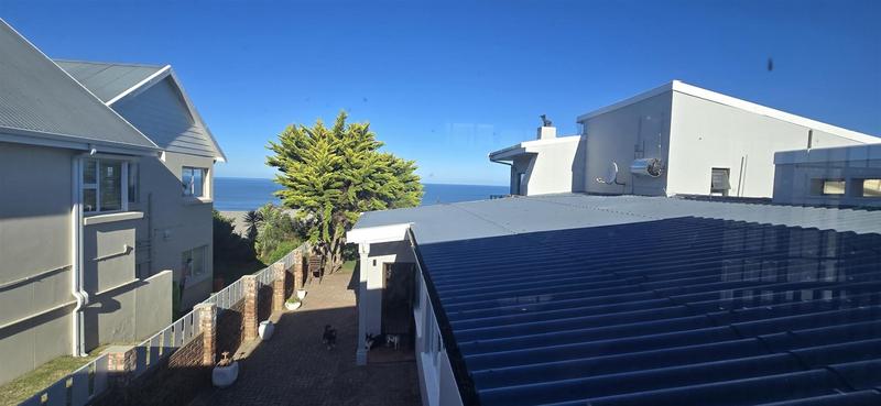 6 Bedroom Property for Sale in Reebok Western Cape